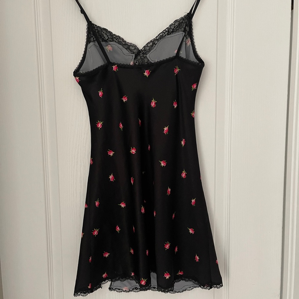 Victoria Secret Satin Slip / camisole - Picture 2 of 6